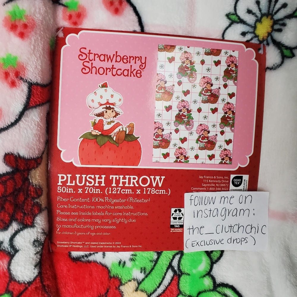 STRAWBERRY SHORTCAKE White Gingham Throw Blanket - Picture 4 of 4